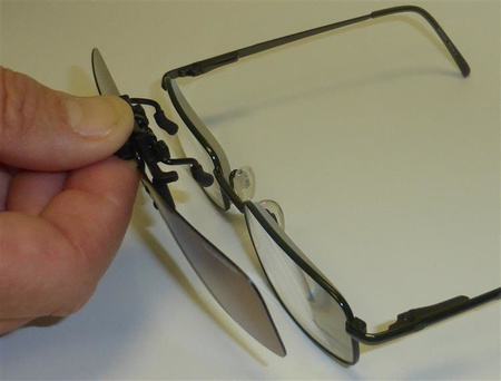Snowbee CLIP-ON, FLIP-UP SUNGLASSES - LARGE, AMBER LENS